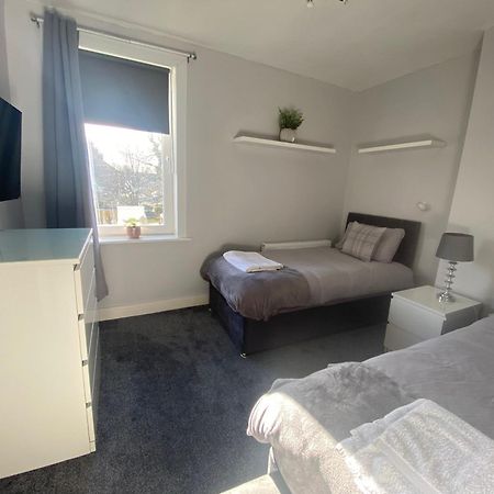 Glasgow Apartment Close To The Airport 伦弗鲁 外观 照片