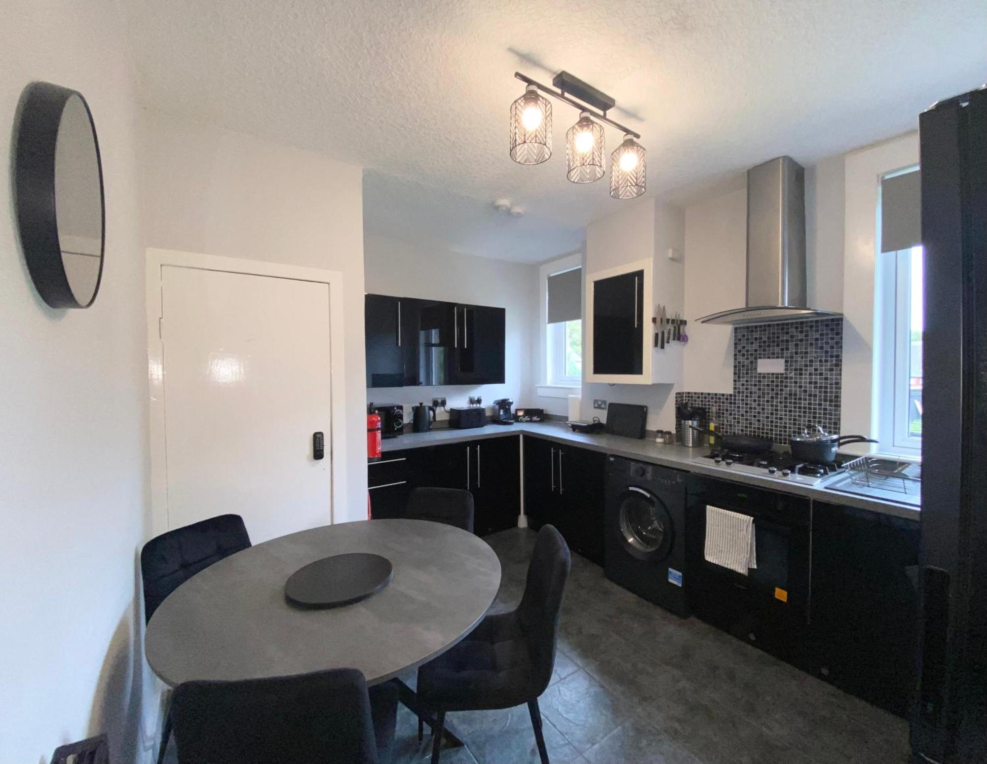 Glasgow Apartment Close To The Airport 伦弗鲁 外观 照片